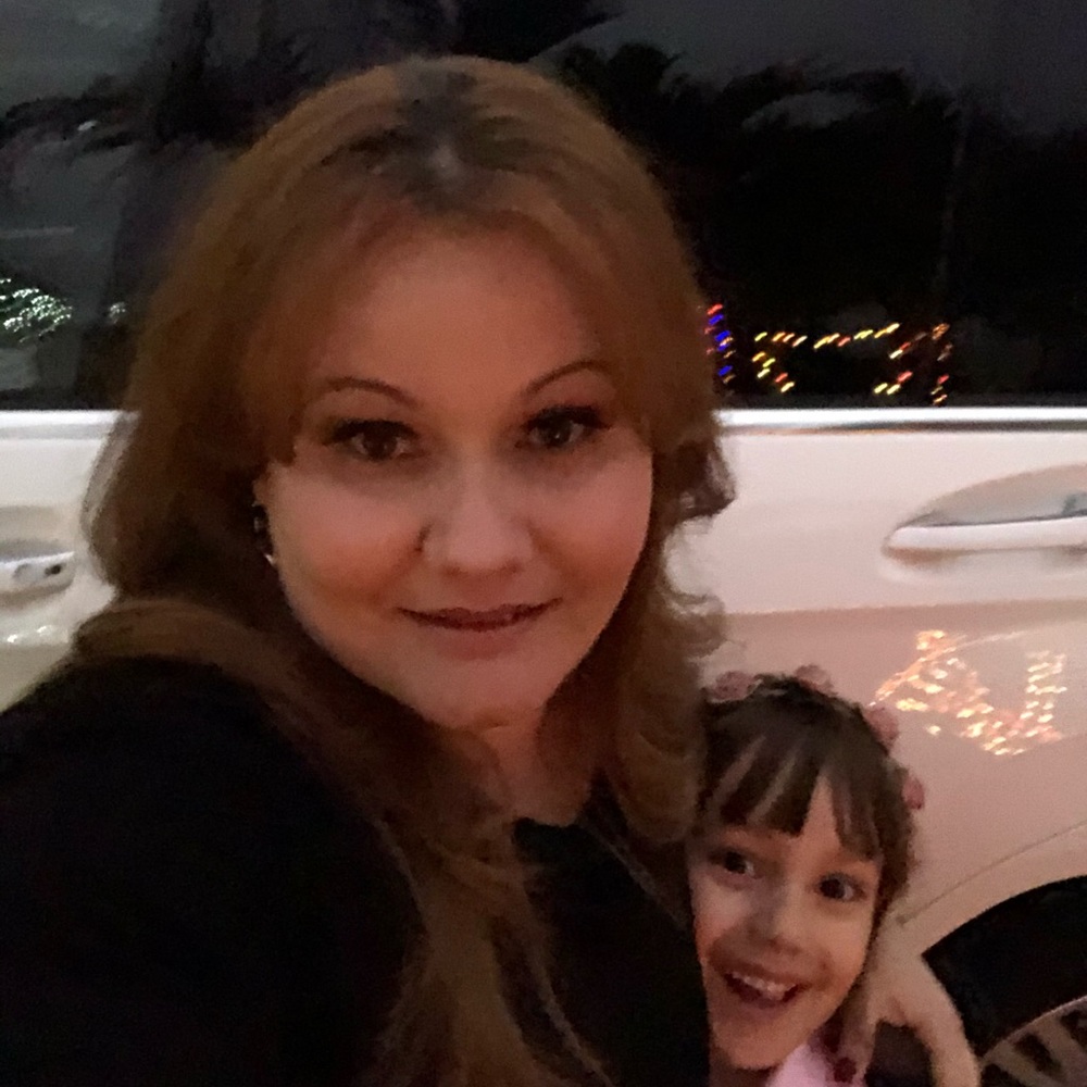 Meet your Posher, Mercedes